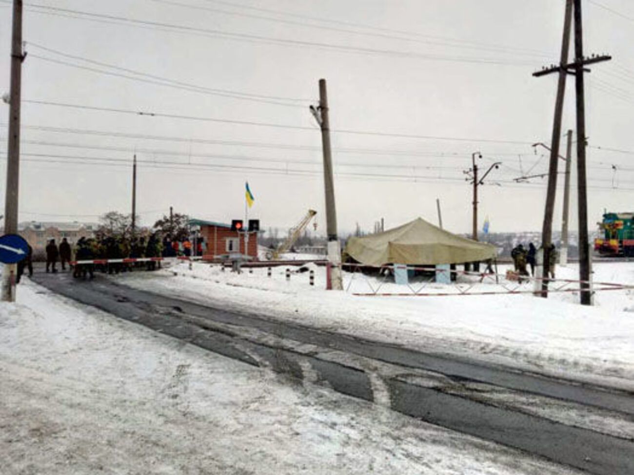 Участники акции заблокировали тепловоз