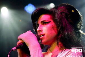 Опубликованы ранние выступления Уайнхаус