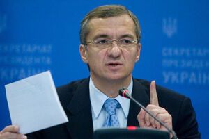 Отток средств со счетов клиентов "ПриватБанка" составил 30 млрд