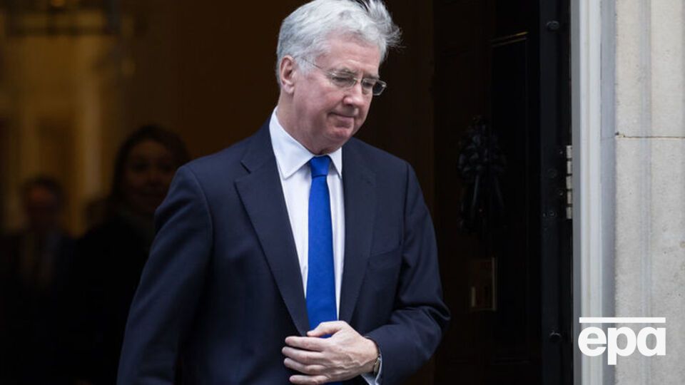 Феллон закликав Старджен поважати рішення про Brexit