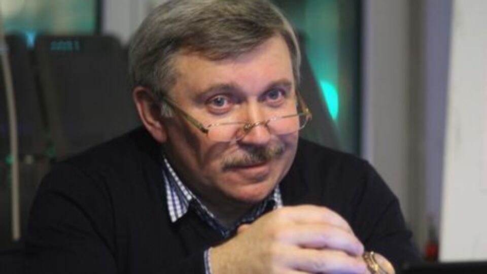 Михаил Гончар: Думаю, политтехнологи подсказали Порошенко поднять вопрос референдума о НАТО – тема популярная, народу понравится
