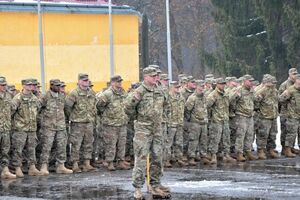 Торжества начали с молитвы и выполнения государственных гимнов стран-участниц
