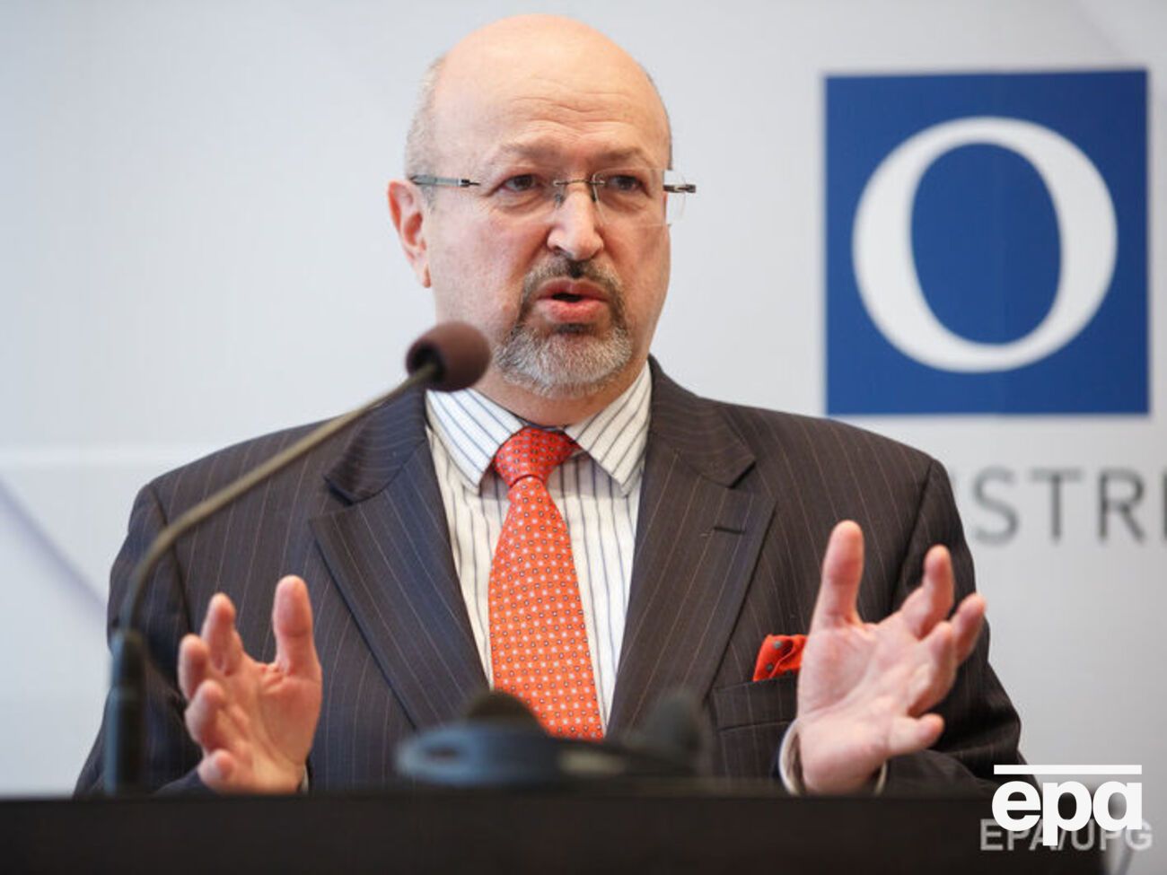 Заньер считает решение Кремля "шагом назад"