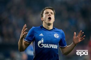 "Шальке" хоче викупити контракт Коноплянки