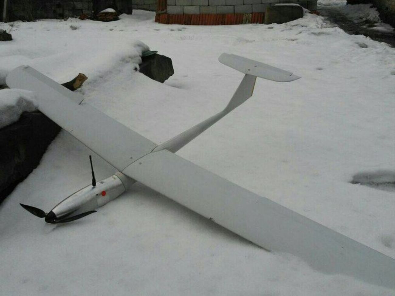 В Авдеевке нашли беспилотник