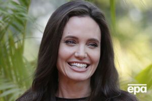 Джоли лично представила свой новый фильм