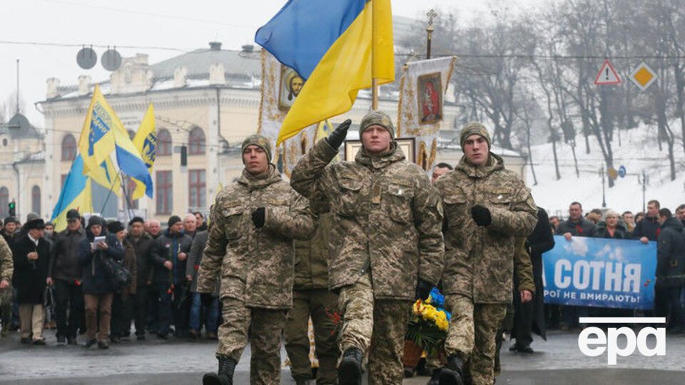 В Україні вшановують героїв революції 2014 року