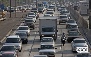 В США на фоне экономического роста увеличивается количество автомобилей и пробок на дорогах