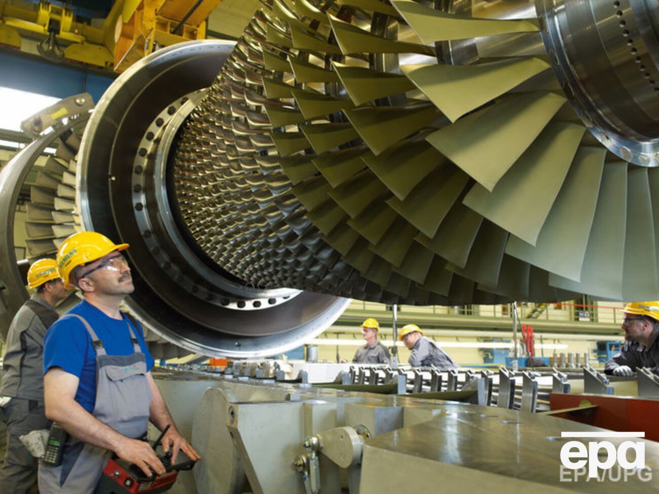 РФ має намір оминути санкції ЄС і купити газові турбіни для анексованого Криму в Ірану