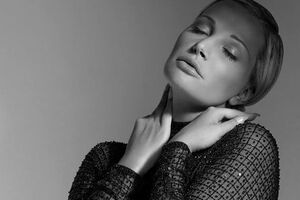 Меркури обнародовал снимок Максаковой топлес