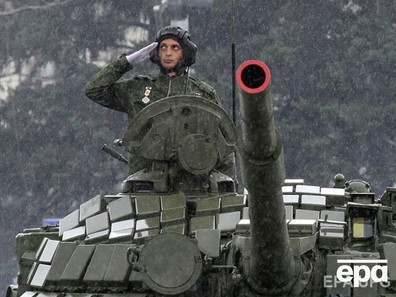 Боевики "ДНР" обвинили Украину в нежелании отводить вооружения от линии соприкосновения