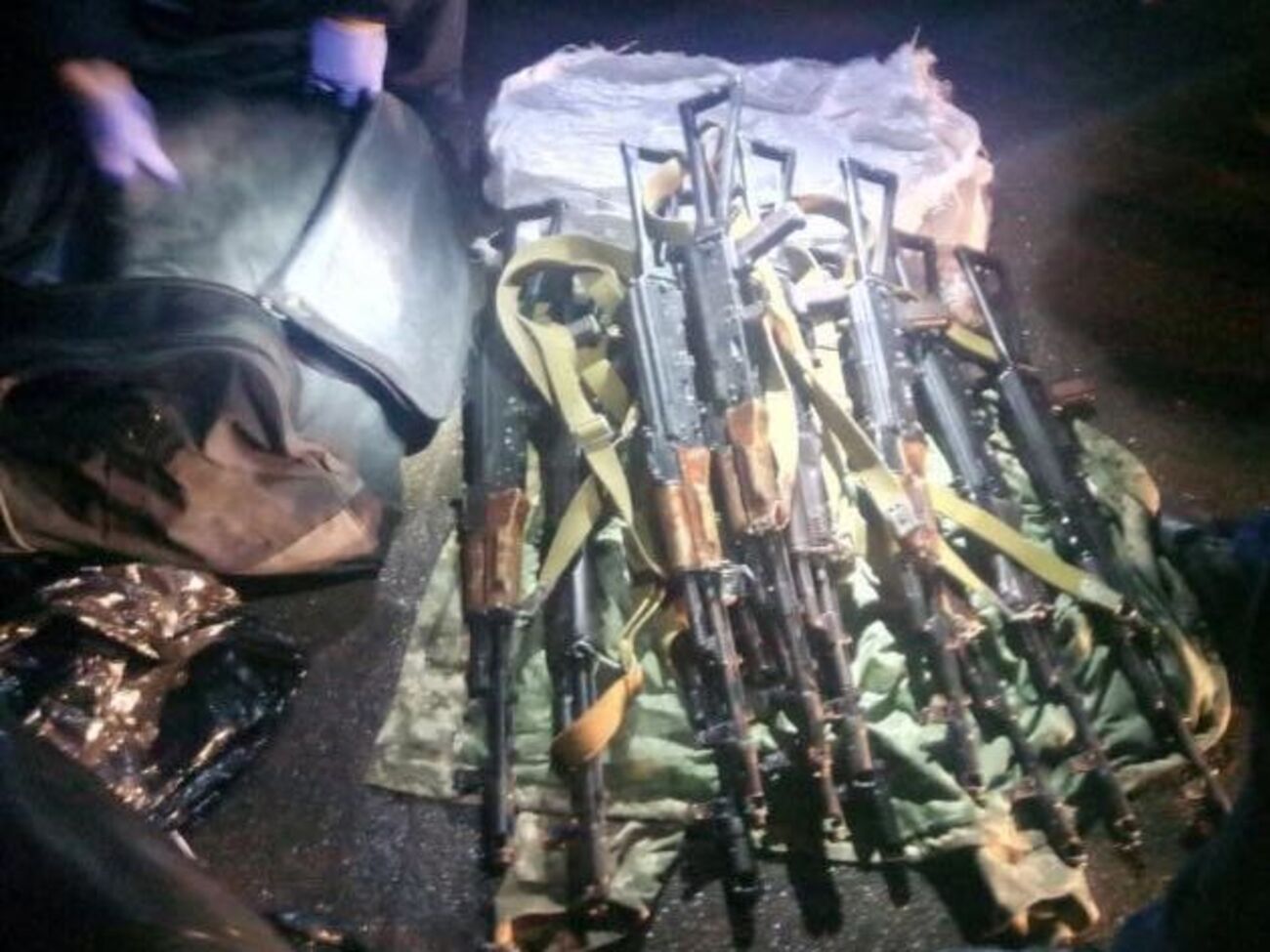 Зброя, яку планували вночі відвезти в Київ на Майдан