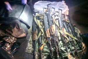Зброя, яку планували вночі відвезти в Київ на Майдан