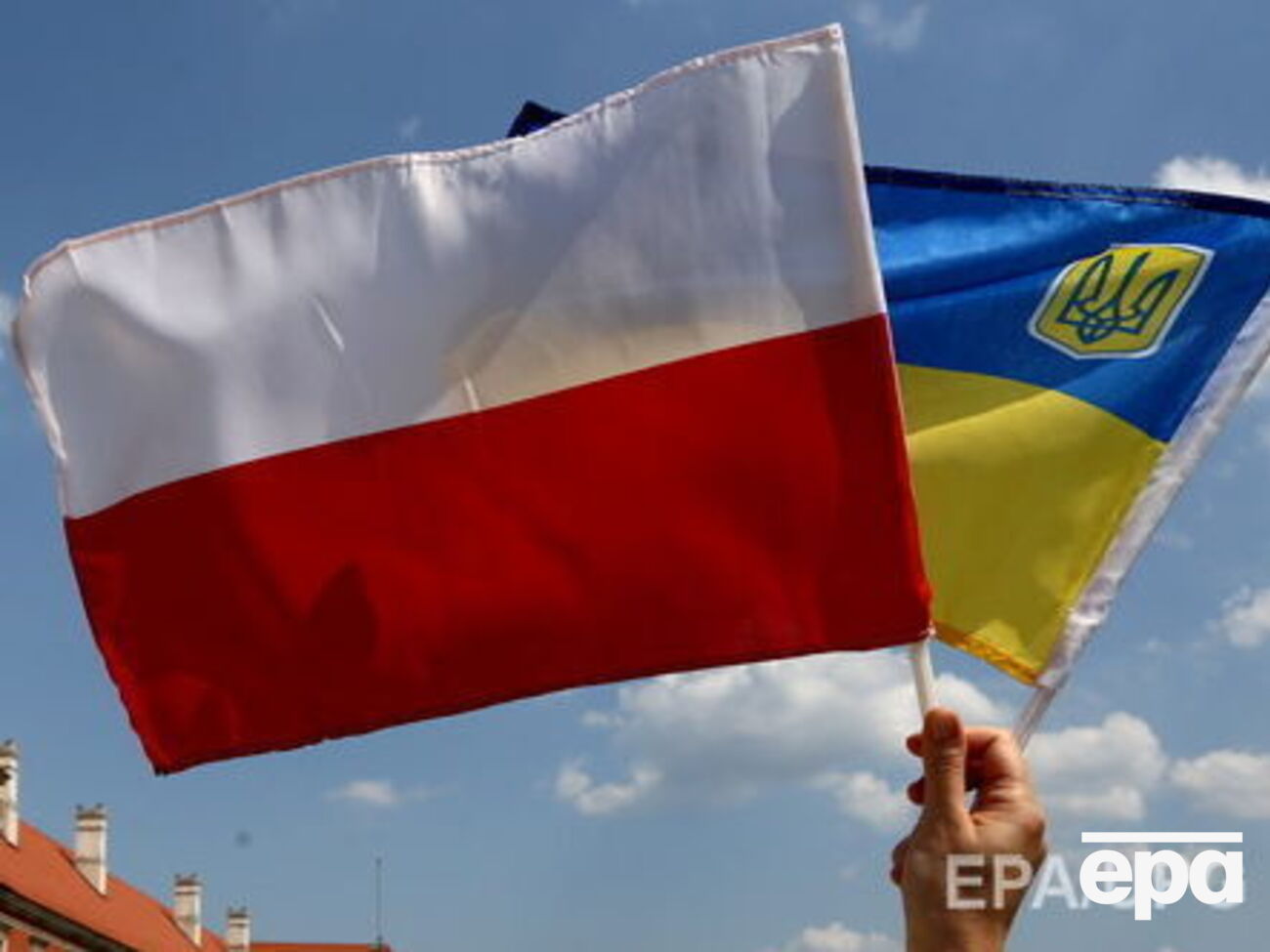 Польская газета вышла с приложением для украинцев