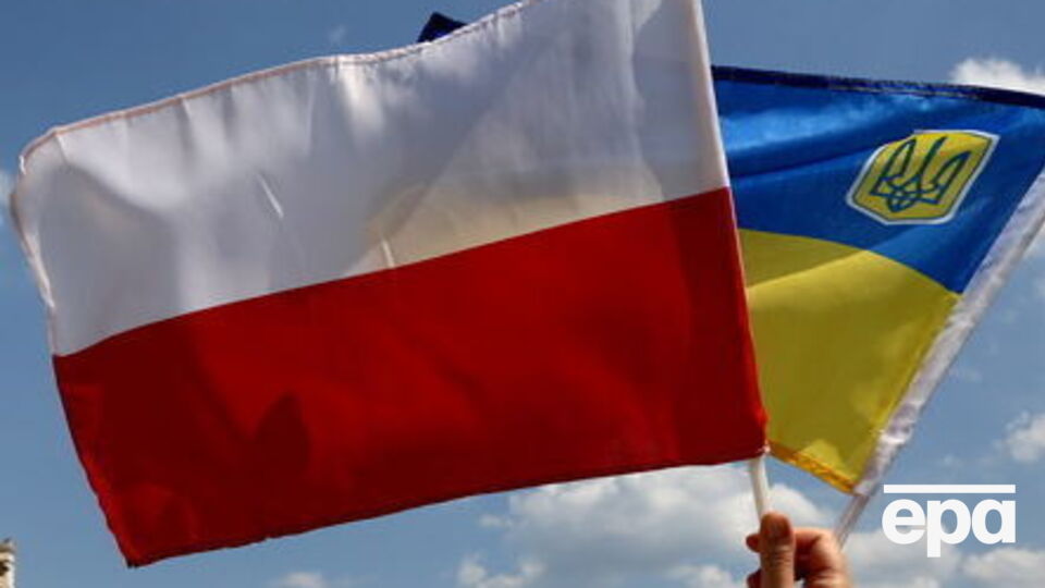 Польська газета вийшла з додатком для українців