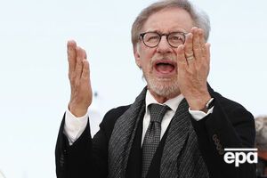 Спилберг потерял мать