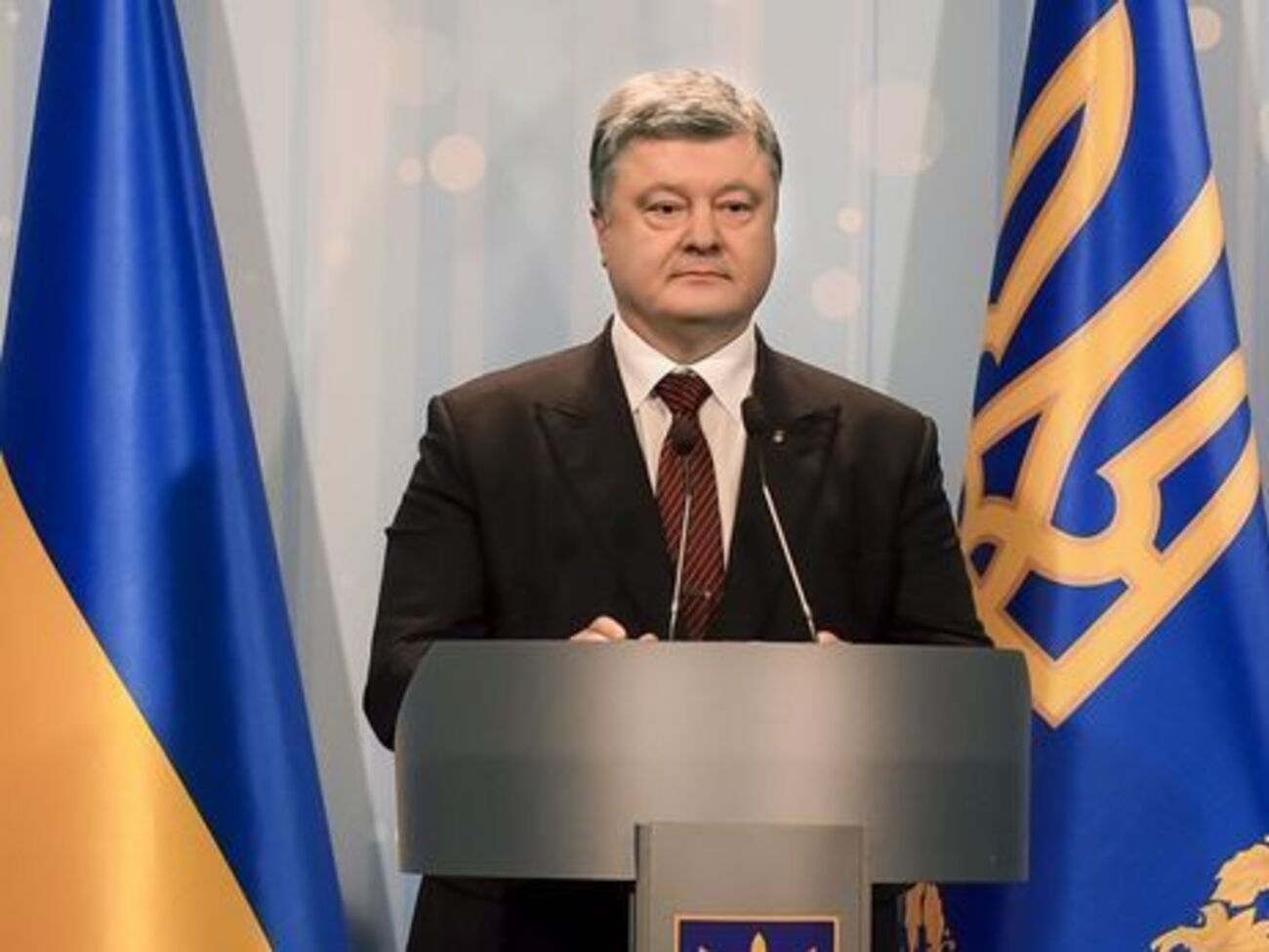 Порошенко: 2608 українських військовослужбовців загинули під час агресії, 2200 з них &ndash; зі складу ЗСУ