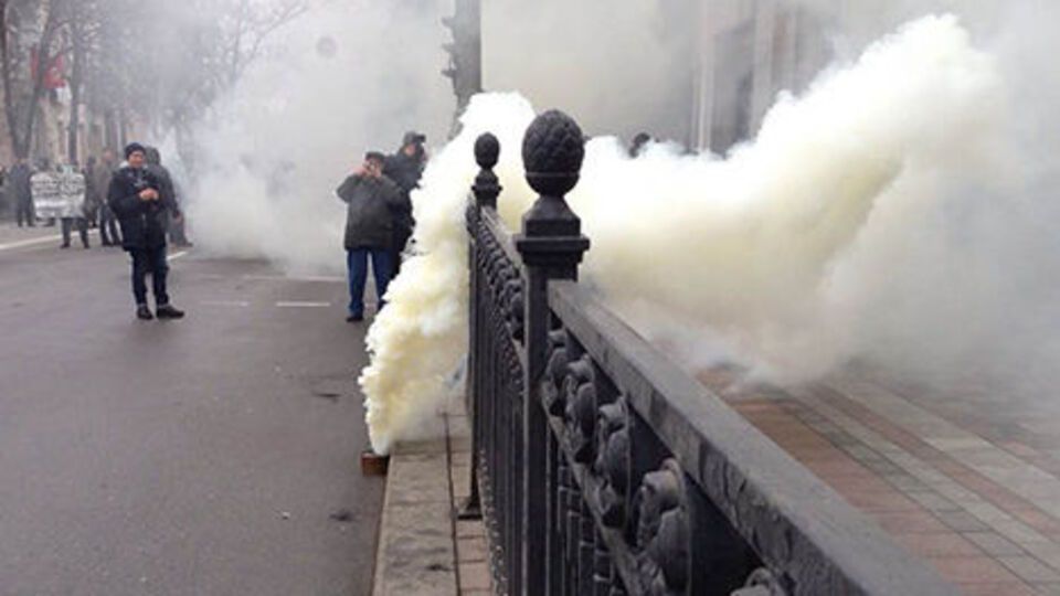 Столична поліція: Учасники Маршу гідності застосували піротехніку