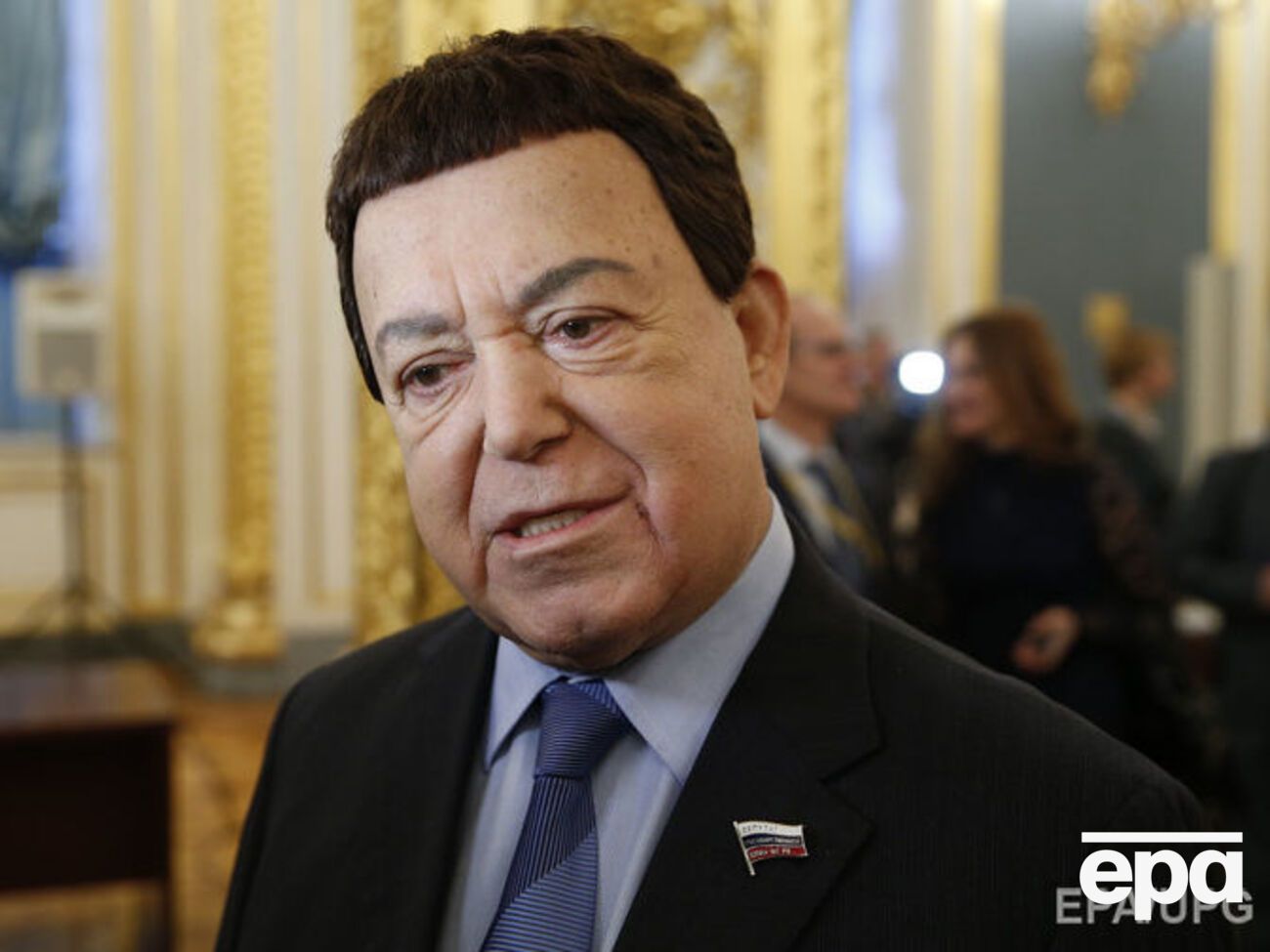 Кобзон опроверг наличие "паспорта ДНР"