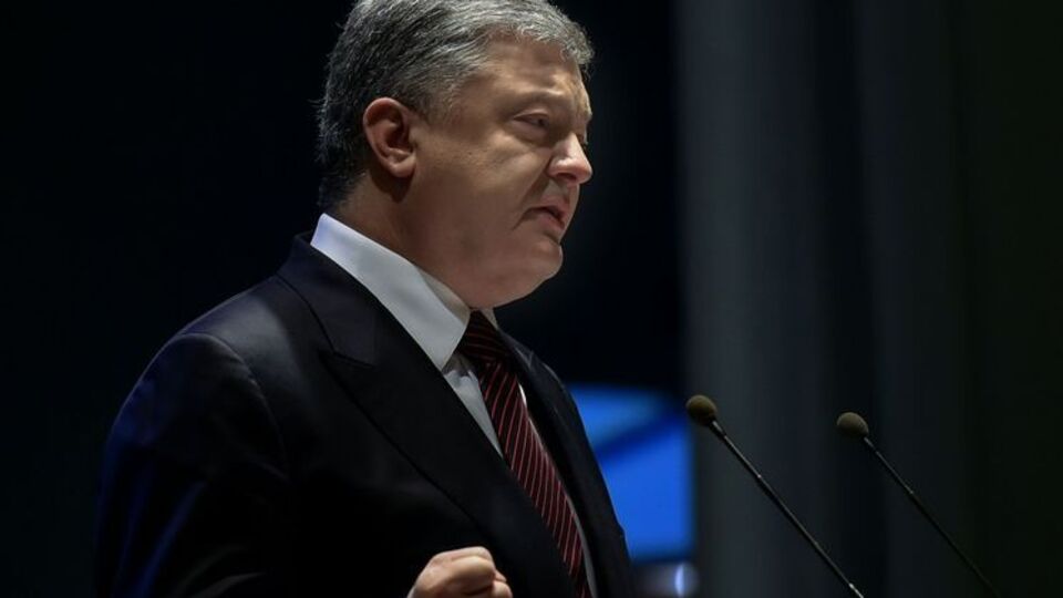 Порошенко: Безальтернативные президентские выборы в РФ уже сейчас являются дополнительным аргументом для повышенной вооруженной готовности ВСУ