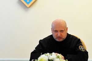 Турчинов: Важной задачей остается усиление контроля, охраны и обороны государственной границы