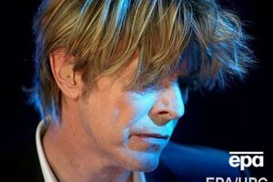 На памятник Боуи планируют собрать $1,2 млн