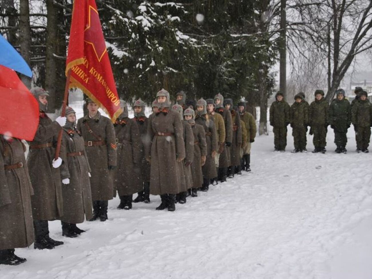 У РФ юнармійців навчать брати штурмом копію Рейхстагу