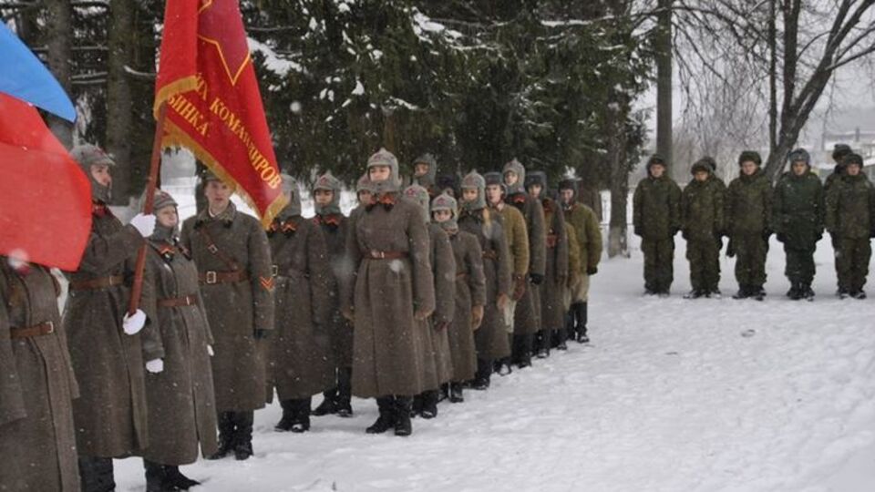 У РФ юнармійців навчать брати штурмом копію Рейхстагу