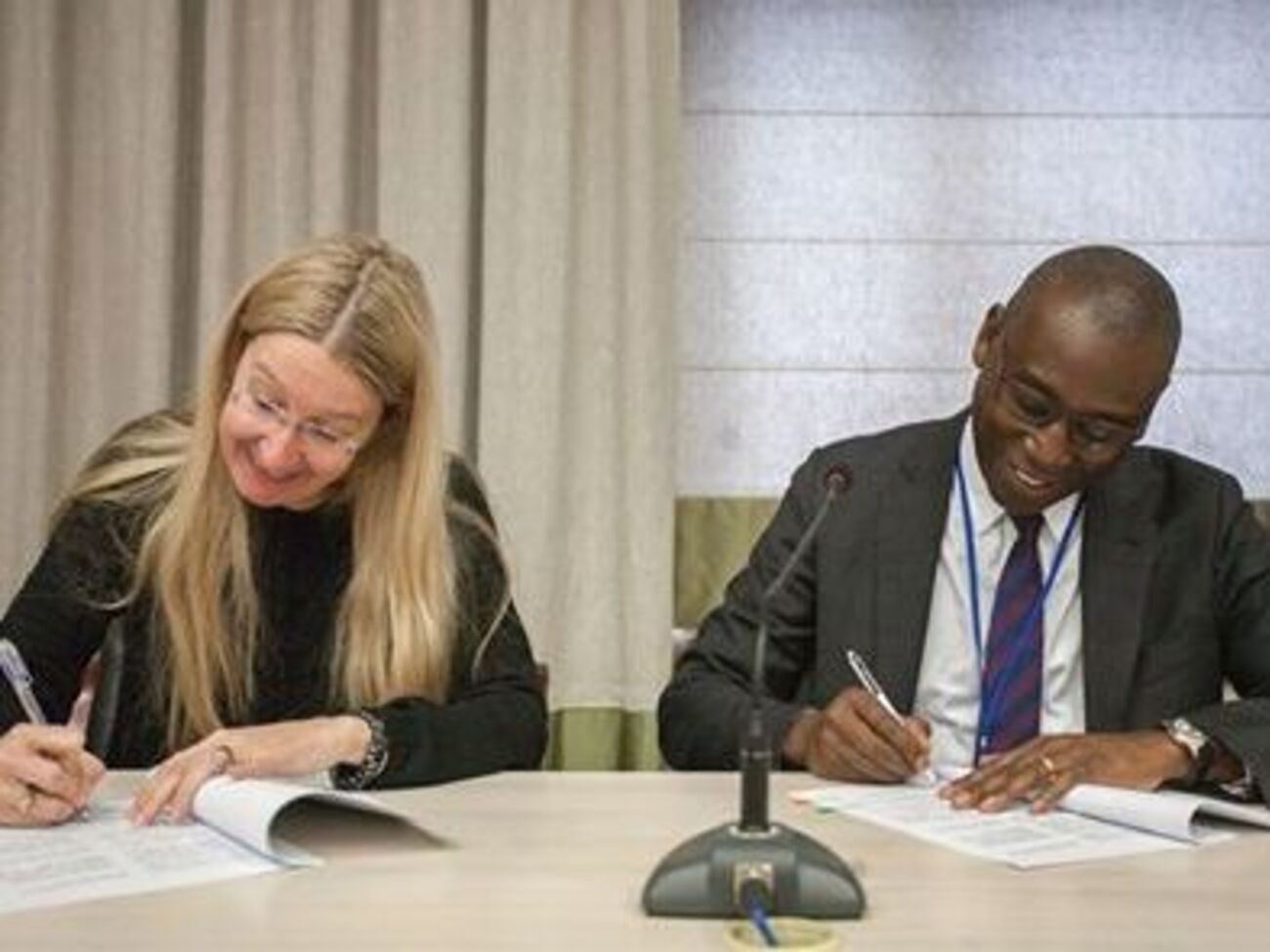 Супрун: Мировое соглашение расширит доступ для украинцев к лекарствам от гепатита "С"