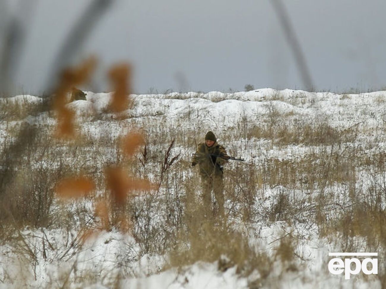 Боевики на Донбассе с целью провокаций обстреляли свои позиции, сообщил штаб АТО