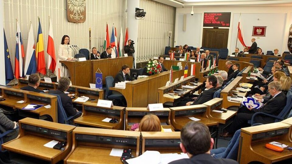 Законопроект по запрету пропраганды тоталитарных символов будет вынесен на общее обсуждение в Сейме Польши