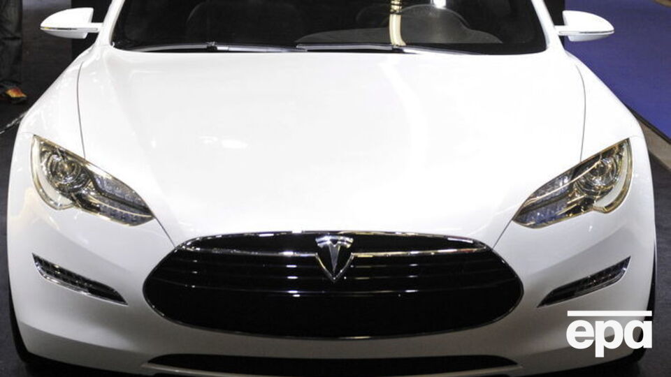 Массовый выпуск бюджетной модели Tesla начнется в сентябре