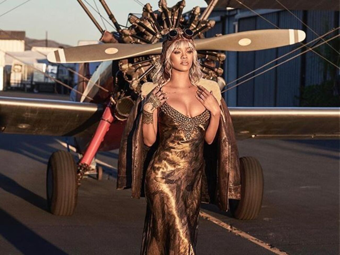 Пісня Selfish у виконанні Ріанни та репера Future вийде на диску Hndrxx