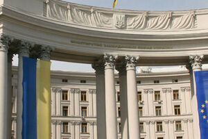 МИД: Санкции против России нужно не смягчать, а усиливать за такую агрессивную политику Кремля