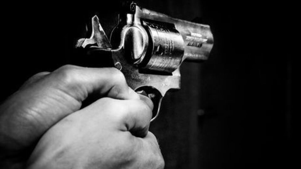 Полиция устанавливает личность преступника, в области действует план "Сирена"