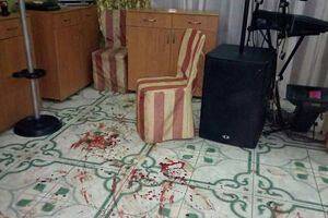Полиция: В кафе прозвучало восемь выстрелов
