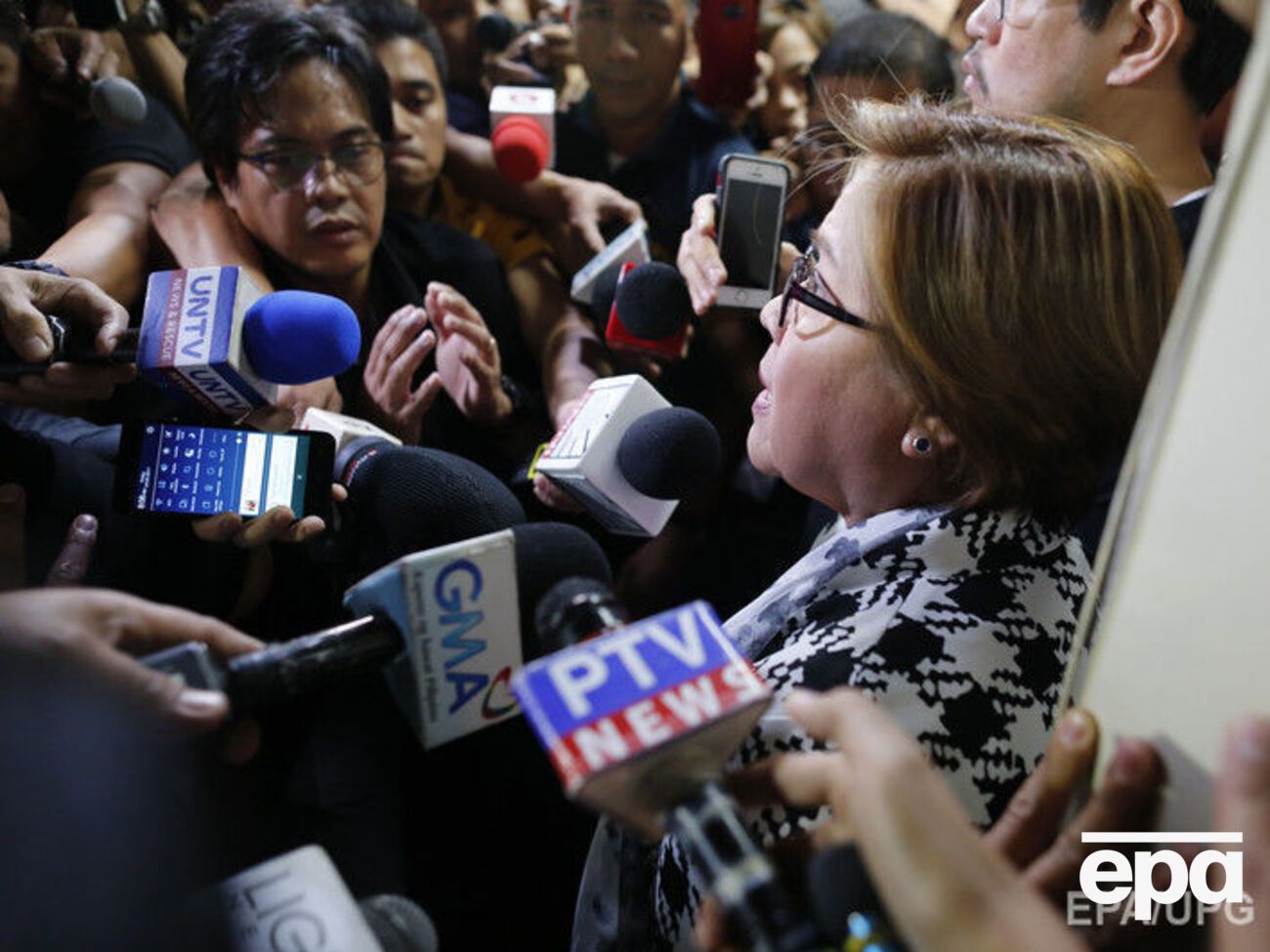 Сенатор де Ліма заперечує всі звинувачення