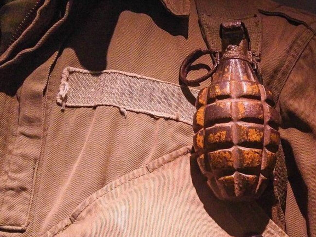 Военнослужащий получил смертельные ранения в результате разрыва гранаты