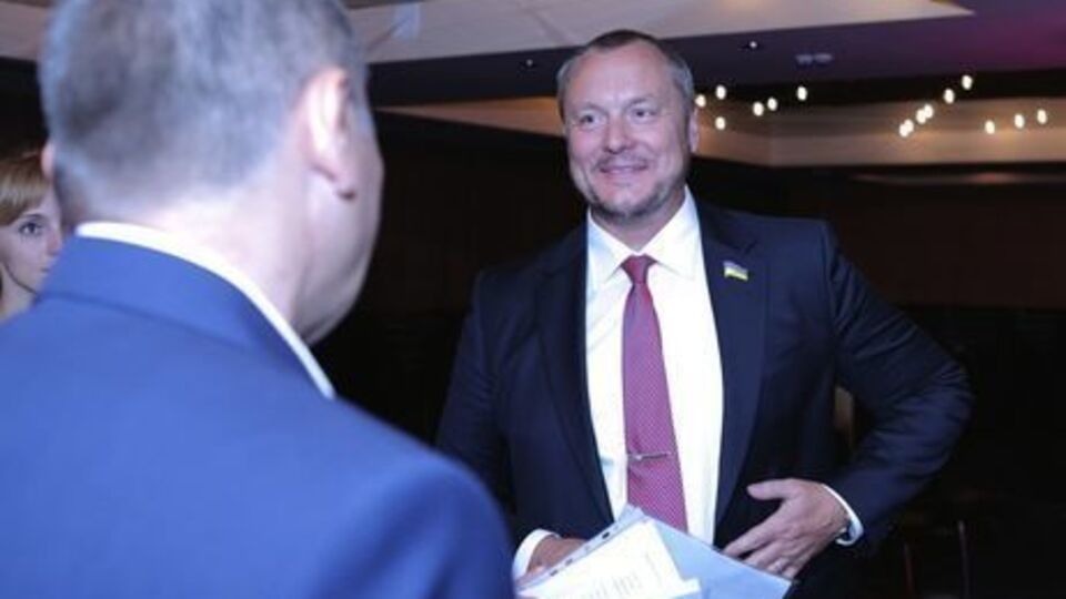 Артеменко отметил, что не хотел и не собирается вмешиваться в дела внутренней политики США