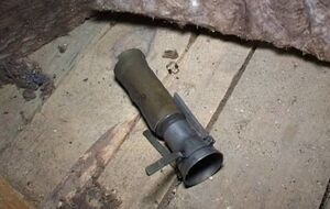 На чердаке был обнаружен фрагмент заряда от гранатомета