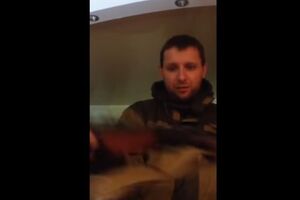 Парасюк об автомате: Тут есть номер, документы