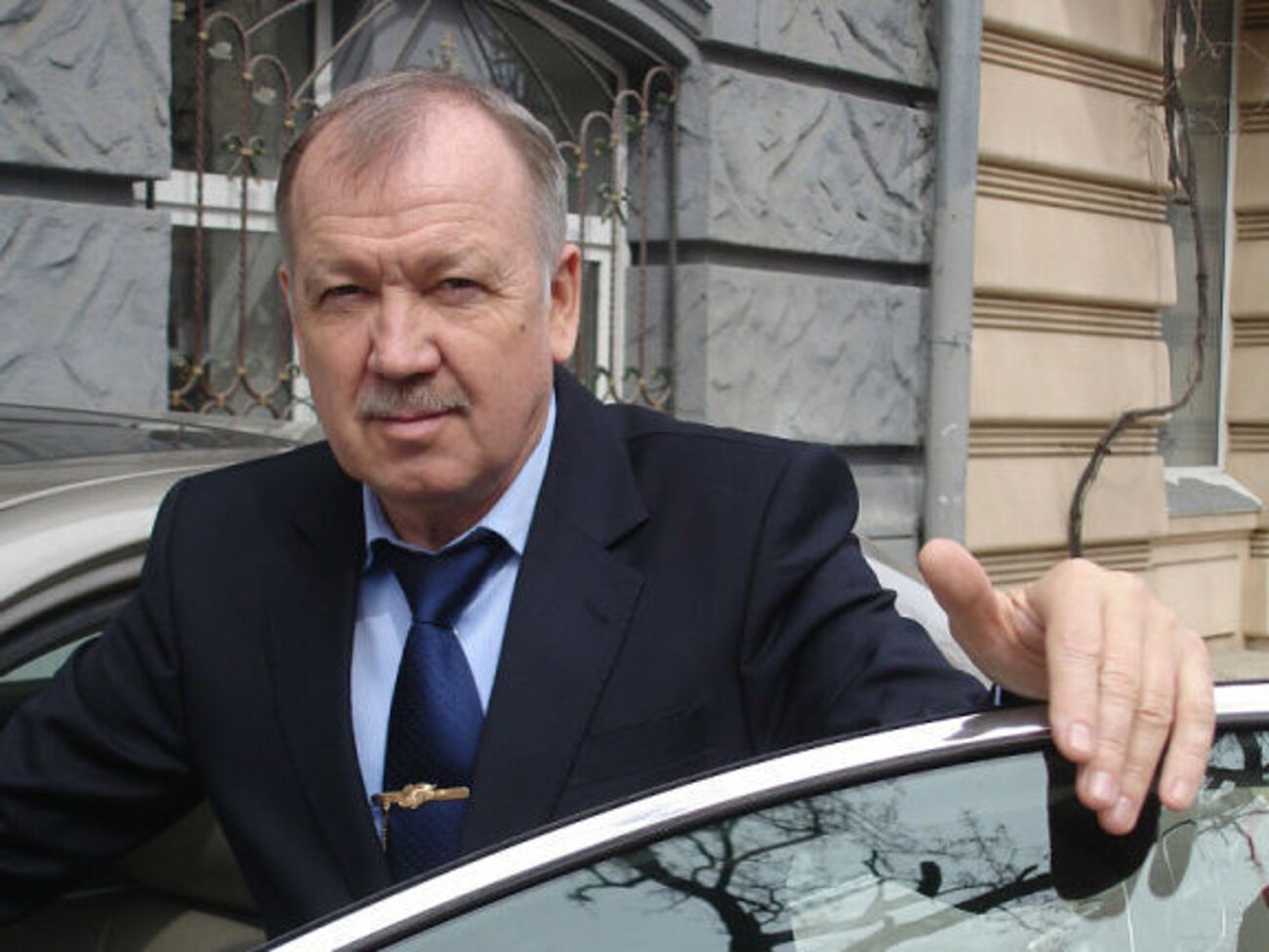 Олександр Кушнарьов: Ми розглядаємо питання, займаємося Саутенковим, ось він щойно телефонував. Він хоче до Верховної Ради