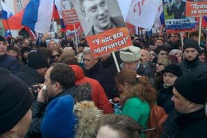 На лице Касьянова видны следы от зеленки