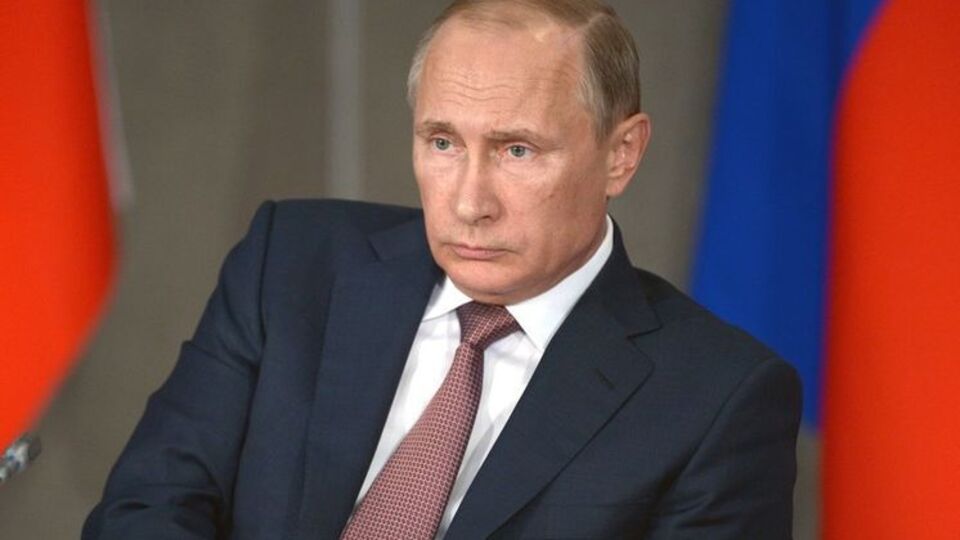 Смешко: Путін мріє увійти в історію, як збирач земель руських