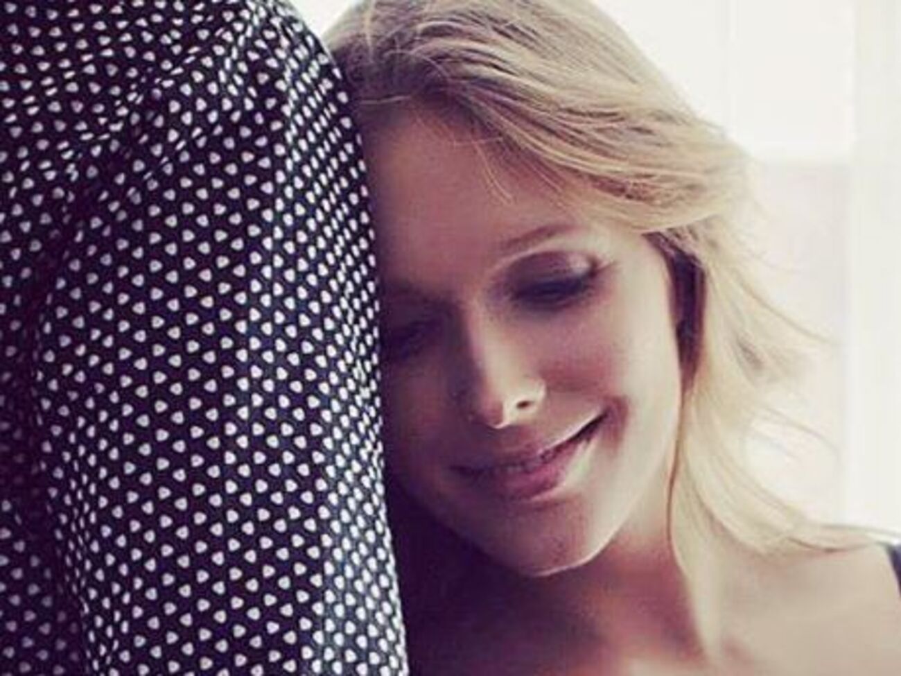 Осадчая:&nbsp;Ровно неделя новой жизни. Ночные подъемы, прогулки и строгая диета кормящей мамы. Пока не идеальная талия, но идеальное декольте