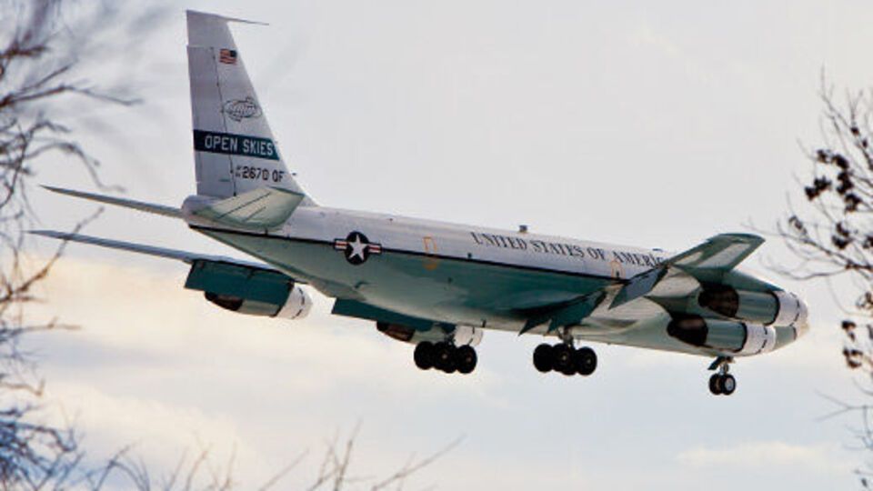 У міноборони РФ повідомили, що літак ОС-135Б не призначений для застосування зброї