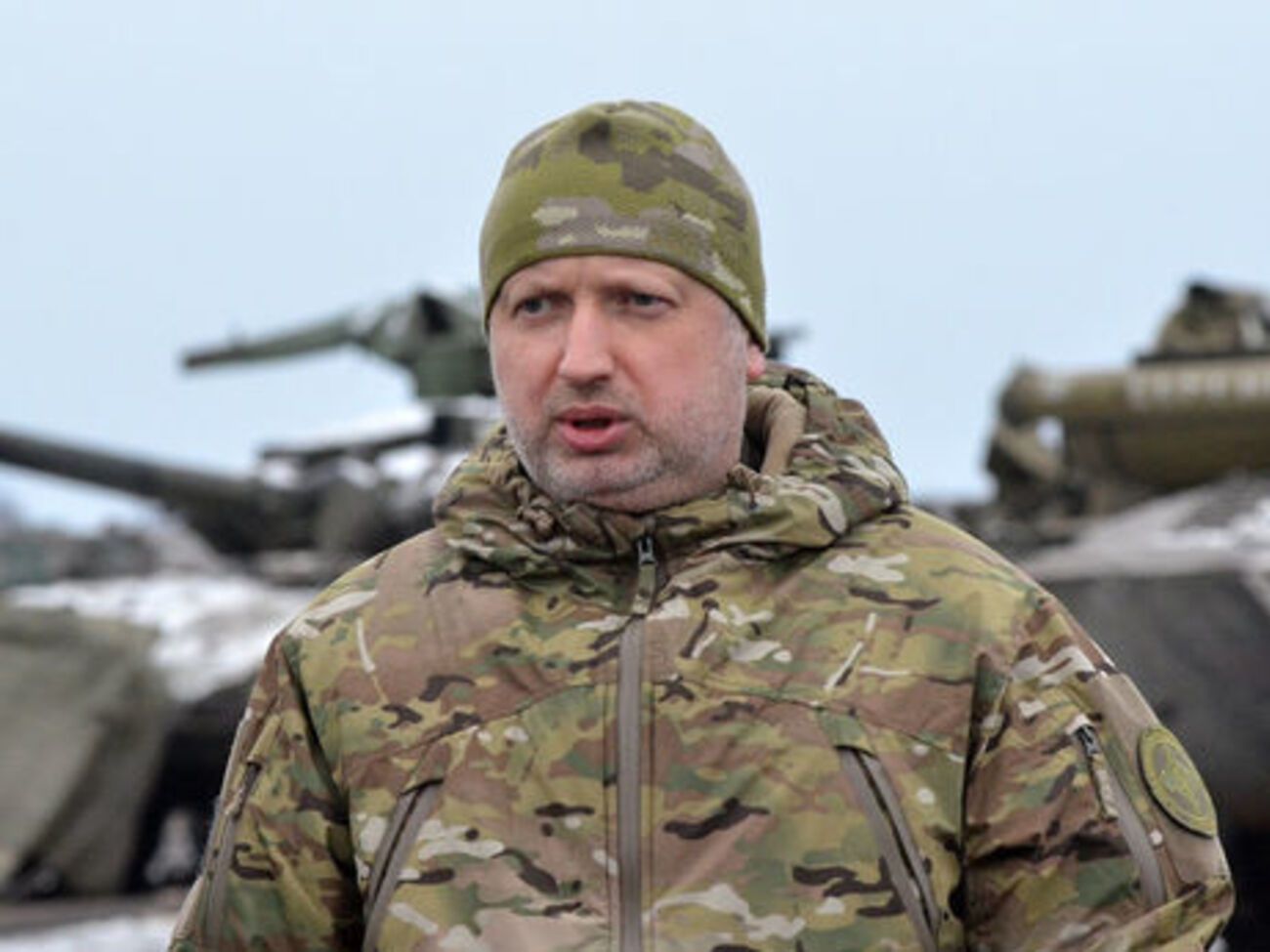 По словам Турчинова, только 20 сотрудников Управления госохраны не предали Украину