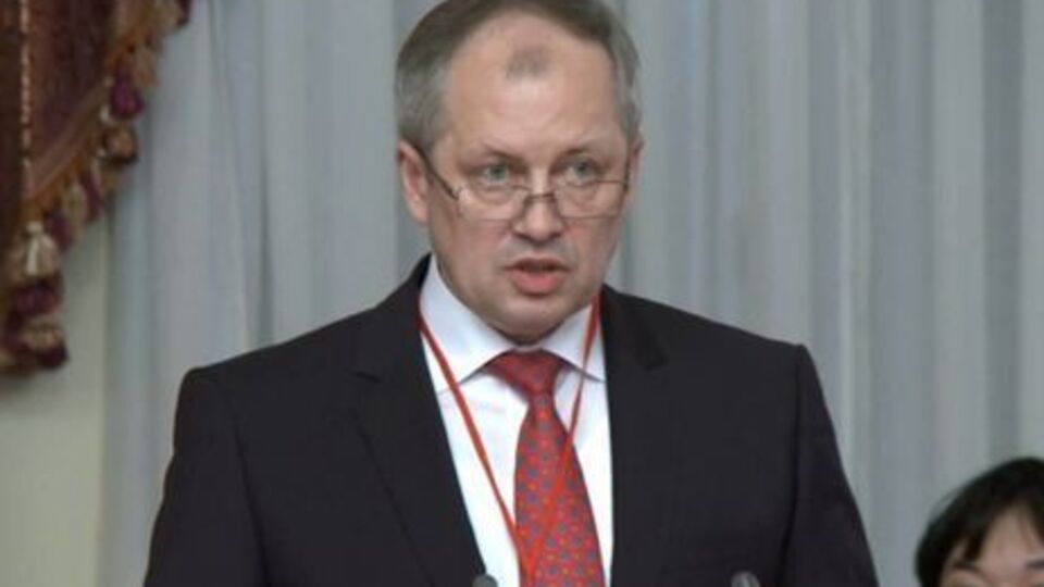 Романюк считает, что сегодня существует проблема неукомплектованности судов