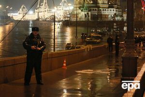 Немцова убили на мосту в районе Кремля