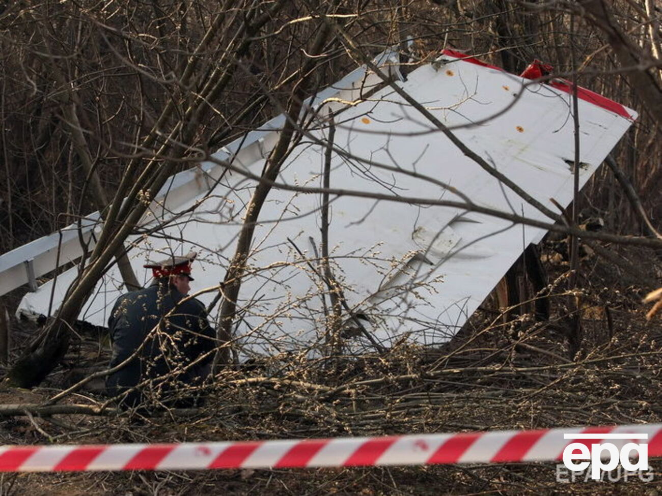 Польша наняла британских экспертов для исследования обломков самолета Качиньского
